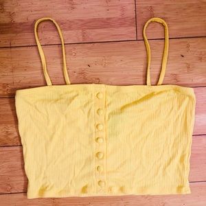 Cute yellow tank💛